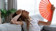 Sem ar-condicionado? Truque simples e sem gastar nada ajuda a refrescar a cama nas noites quentes