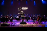 Orquestra brasileira abre inscrições para jovens maestros com prêmios de até R$ 8 mil