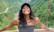Brasileira que caiu em penhasco na Indonésia estava viva horas antes do resgate, aponta médico legista