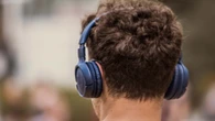 Fones com cancelamento de ruído podem prejudicar sua audição, dizem estudos