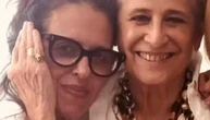 Quem é Gilda Midani, estilista casada com Maria Bethânia e mãe de ator de ‘Vale Tudo’