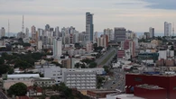 Construtora brasileira adota solução das casas americanas, utiliza isopor na construção de paredes e reduz preço de obras