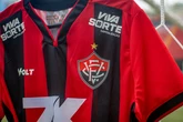 Vitória é multado por gritos homofóbicos contra ex-zagueiro Wagner Leonardo