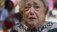 Rosa morre de tristeza após perda de Abel e família Boaz entra em guerra