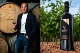 Lembra dele? Longe do futebol, Iniesta vira produtor premiado de vinhos em fazenda do tamanho de 420 campos de futebol