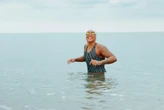 Campeã olímpica, baiana Ana Marcela Cunha inicia travessia do Canal da Mancha