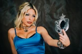 Illy canta músicas de Belo em novo seu show