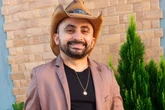 Cantor famoso morre aos 37 anos em acidente grave após show
