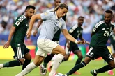 Grupo H da Copa estreia com empate por 1 a 1 entre Uruguai e Arábia Saudita