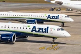 Avião da Azul faz pouso de emergência após tripulante precisar de atendimento médico