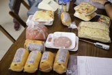 Alimentos vencidos são apreendidos em padarias de bairros nobres em Salvador