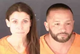 Casal é preso após fazer sexo na frente de crianças durante voo