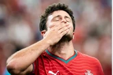 Jogador de Portugal é atacado após comentário sobre Cristiano Ronaldo: ‘Respeite seu capitão’