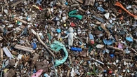 Maior que a França, gigantesca ilha de lixo está flutuando no Oceano Pacífico e pode dobrar de tamanho até 2030