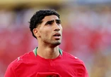 Astro do Marrocos vai a julgamento por estupro na França