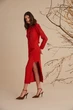 Vermelho carmim é a dica para iluminar este Inverno