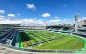 Coritiba x Palmeiras: onde assistir ao vivo, escalações e arbitragem