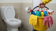 Como remover manchas amareladas do vaso sanitário de uma vez por todas? Aprenda agora