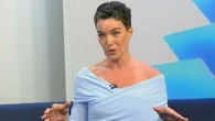 Ana Paula Arósio lembra vexame em viagem e conta que foi salva por ator da Globo: 'Um cavalheiro'