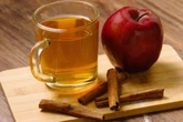 Aprenda 3 receitas de chás para desinflamar e desintoxicar o corpo