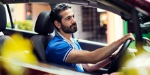 Vômito, lixo e mais: passageiros da Uber podem pagar até R$ 350 por sujar o carro