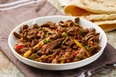 Proteína barata e saudável: Veja 3 receitas práticas com fígado para inovar no jantar