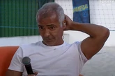 Romário se contradiz em programa ao vivo e fica sem reação