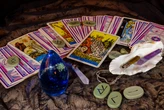 Tarot deste domingo (16 de novembro) aponta revelações e intuições que podem atrair prosperidade