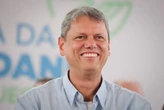 Tarcísio é o adversário mais competitivo contra Lula na Bahia, aponta pesquisa