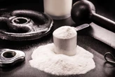 Anvisa manda recolher suplementos de duas marcas e suspende fabricante após falhas graves