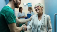 Terceira idade e plano de saúde: quando o reajuste pode ser considerado abusivo e onde recorrer