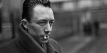 Frase do dia da Filosofia: 'Não ser amado é falta de sorte, mas não amar é a própria infelicidade' - a reflexão de Albert Camus sobre amor e sentido da vida