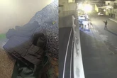Homem armado invade bar e mata três pessoas; vítimas foram confundidas com alvos do tráfico