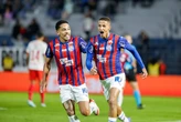 Com expulsão e gol contra, Bahia vence o Bragantino em São Paulo pela primeira vez na história