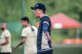 ‘O burro aqui levou o Vitória para a Sul-Americana’, dispara Carpini após criticas da torcida