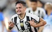 Ex-Bahia marca gol e revela situação delicada de tio: 'Fase difícil na minha família'