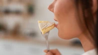 Este queijo comum esconde a chave para o emagrecimento e o sono perfeito