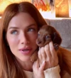 Giovanna Ewbank leva susto ao ganhar cachorro dentro de bolsa de luxo como presente de aniversário