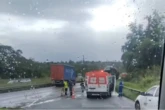 Batida entre caminhão ‘cegonha’ e carro deixa dois mortos em Conceição do Jacuípe