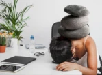 Setembro Amarelo no trabalho: como gestores podem identificar sinais de alerta de saúde mental nas equipes?
