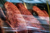 Tarifaço pode fazer cair preço da carne vermelha? Entenda