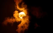 Dinheiro, saúde e medo: eclipse solar de setembro vai impactar seu Ascendente; veja previsões