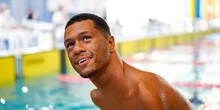Conheça Gabrielzinho, o menino que nasceu sem os braços e decidiu que seria campeão de natação
