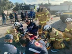 Batida entre carreta e carro deixa idosa morta e três feridos em Feira de Santana
