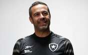 Artur Jorge revela sondagens de times brasileiros e insinua não ter sido valorizado no Botafogo