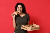 Pizza no cardápio? Veja 5 dicas para comer sem sair da linha