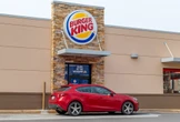 Corno Drive-Thru: Burguer King dá sanduíche de brinde para quem já foi traído