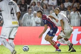 Bahia recebe o Santos para defender invencibilidade em casa e continuar no topo da Série A
