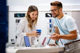 Seguro de celular vale a pena? Serviço pode custar até R$ 295 por mês
