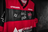 Vitória muda fornecedor de uniformes e confirma retorno de marca própria